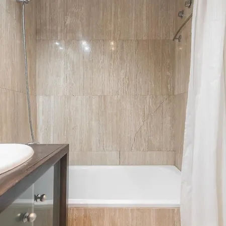 Home2book Cozy Rambla